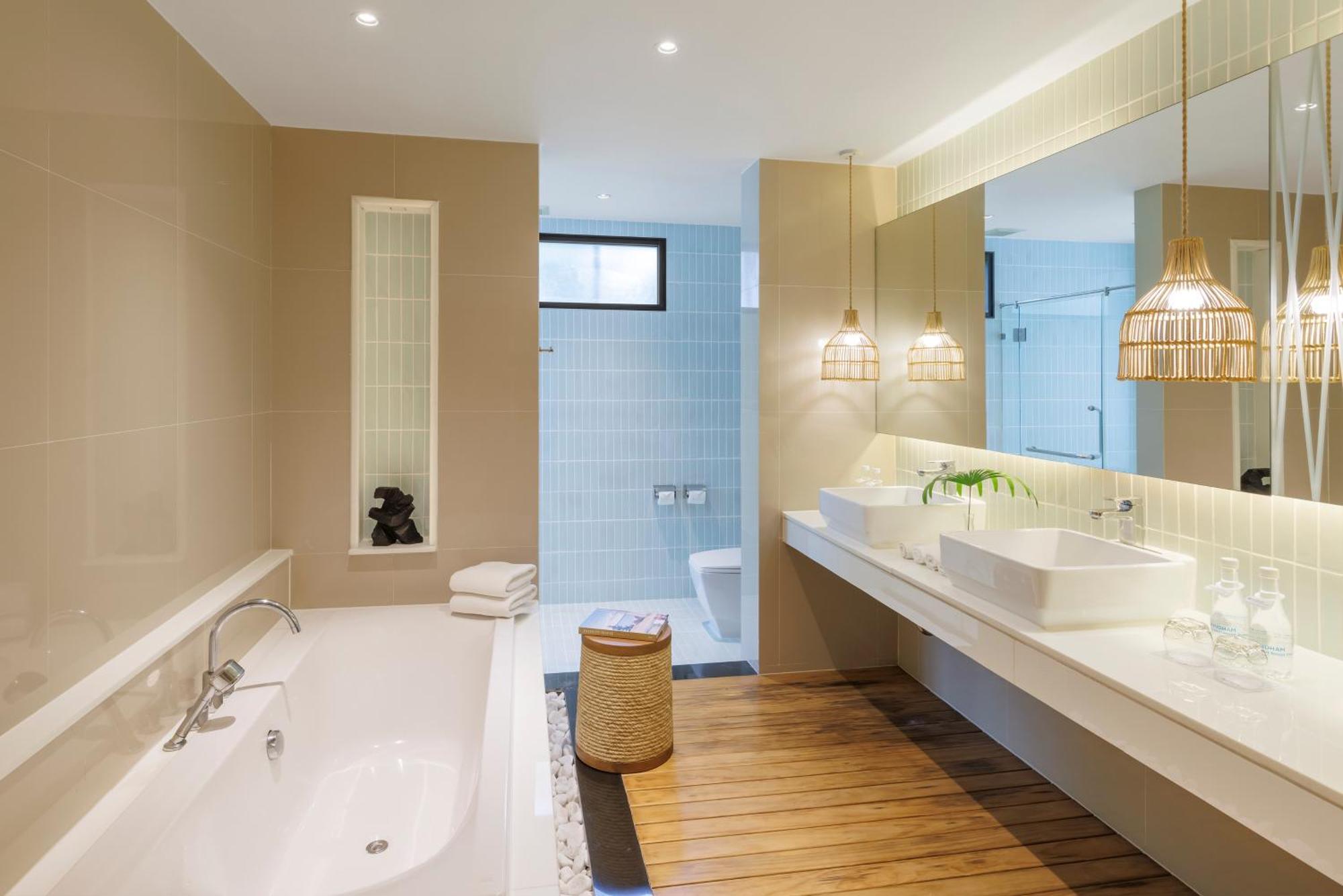 Club Wyndham Sea Pearl Phuket Hotel Patong Екстериор снимка