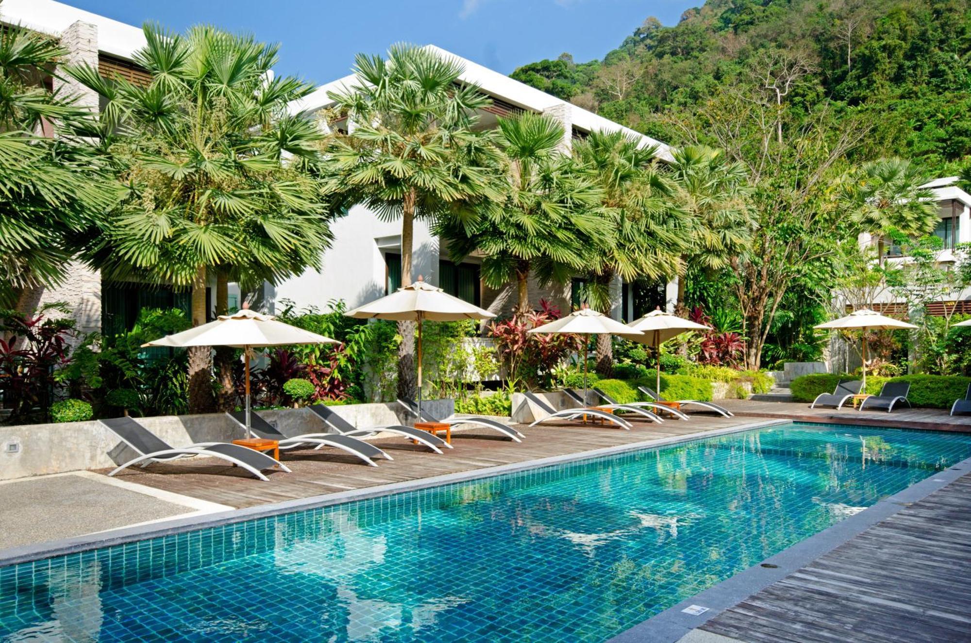 Club Wyndham Sea Pearl Phuket Hotel Patong Екстериор снимка